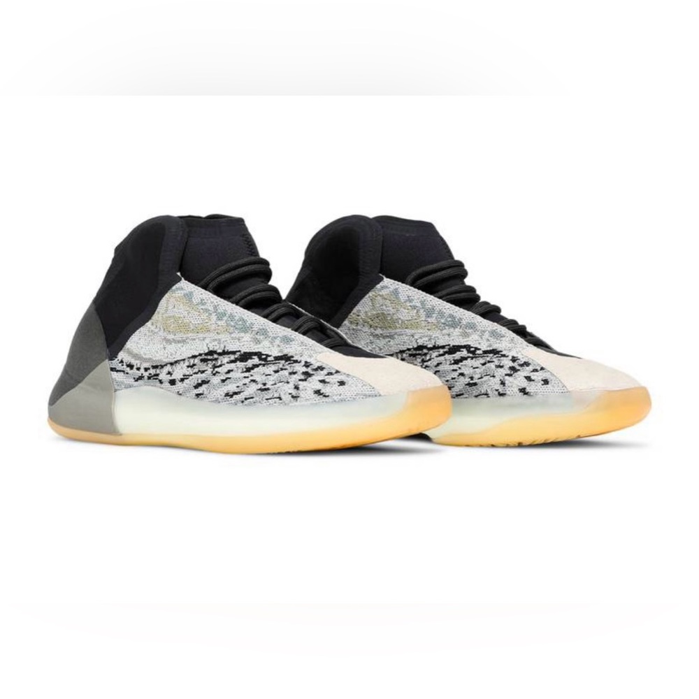 - Yeezy QNTM